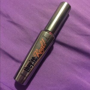 BRAND NEW BENEFIT MASCARA!!